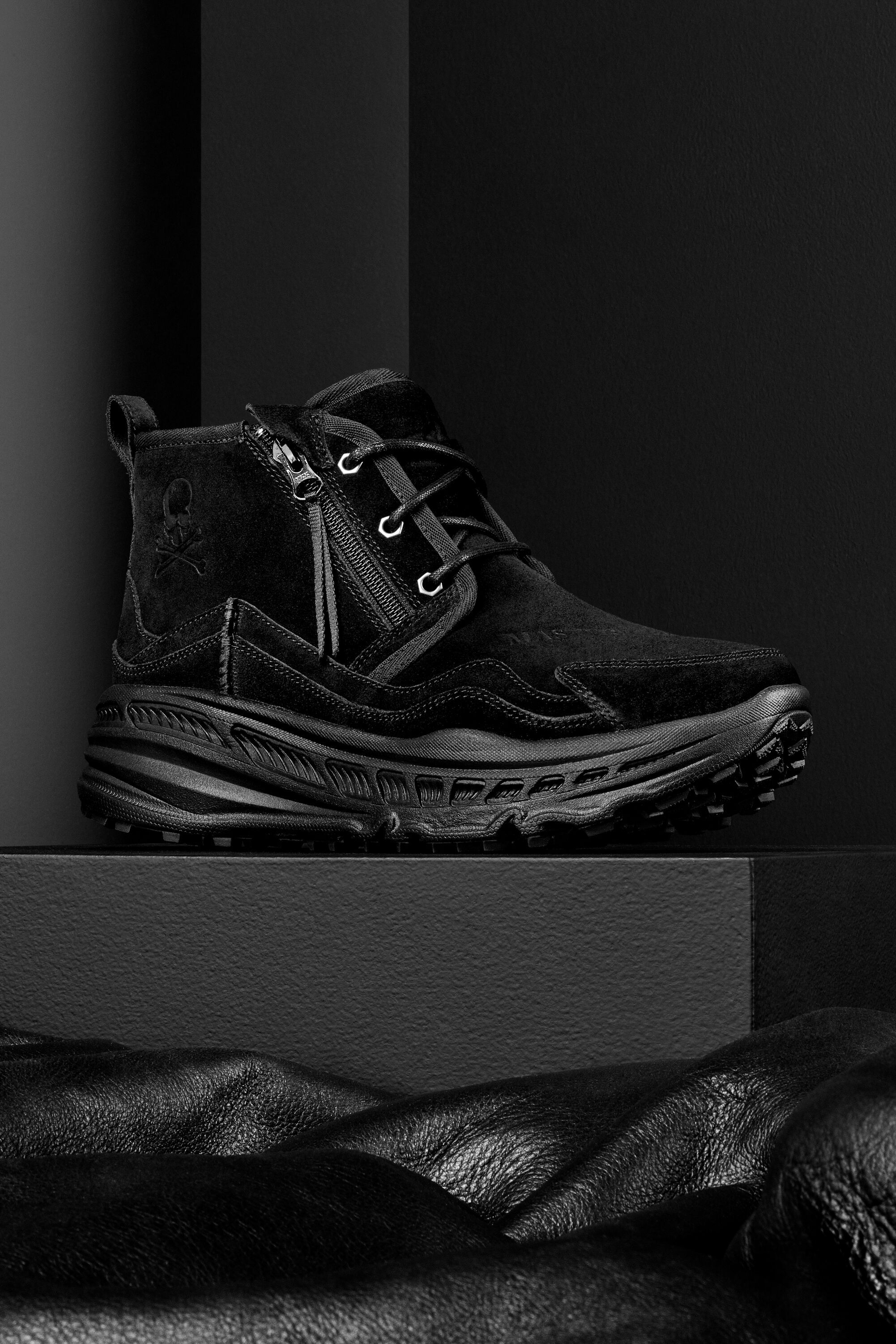 ugg x mastermind ca805 neumel